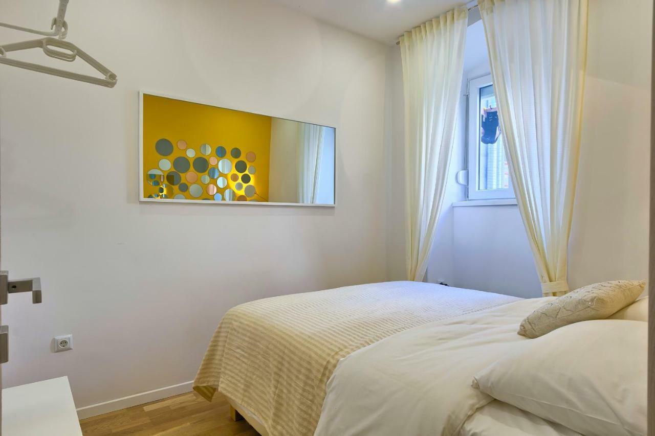 Hedone Luxury 3 Apartments With Free Parking Pula Extérieur photo